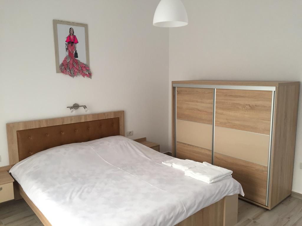 Aby Sunrise Hotell Orşova Exteriör bild