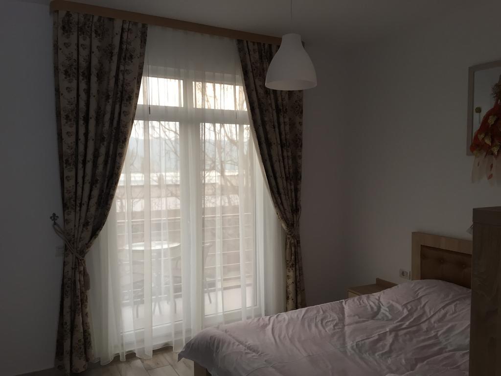 Aby Sunrise Hotell Orşova Exteriör bild