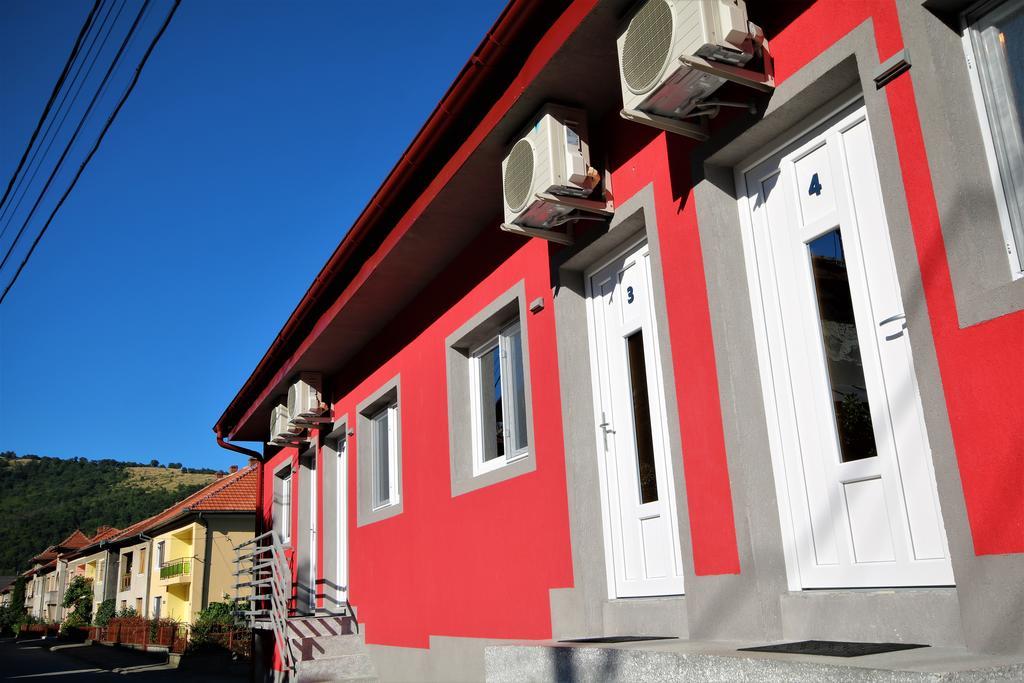 Aby Sunrise Hotell Orşova Exteriör bild