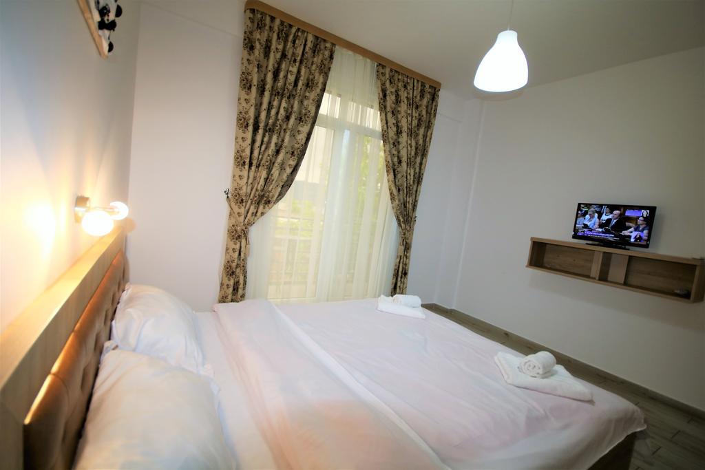 Aby Sunrise Hotell Orşova Exteriör bild